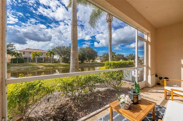 1338 Weeping Willow CT, Cape Coral, FL 33909