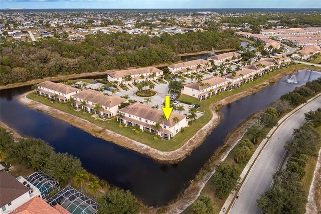 1338 Weeping Willow CT, Cape Coral, FL 33909