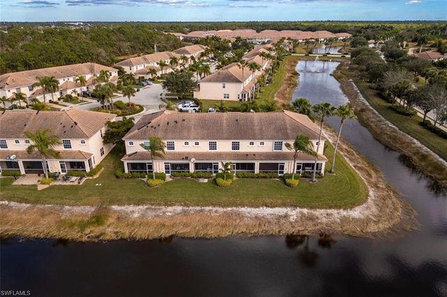 1338 Weeping Willow CT, Cape Coral, FL 33909