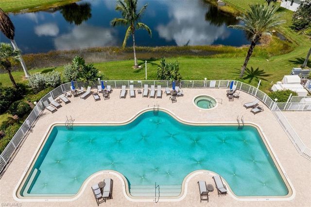 1338 Weeping Willow CT, Cape Coral, FL 33909