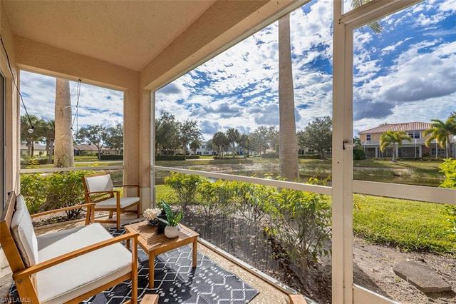 1338 Weeping Willow CT, Cape Coral, FL 33909