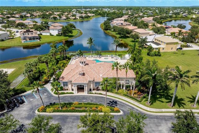 1338 Weeping Willow CT, Cape Coral, FL 33909