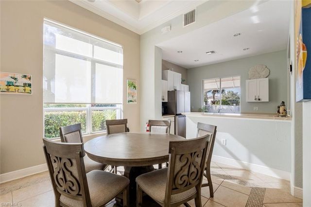 1338 Weeping Willow CT, Cape Coral, FL 33909