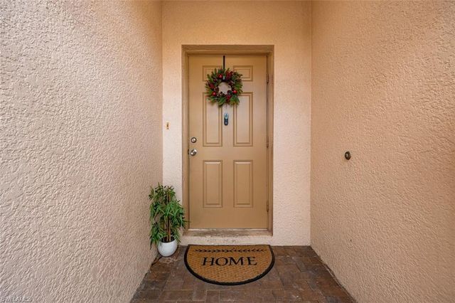 1338 Weeping Willow CT, Cape Coral, FL 33909