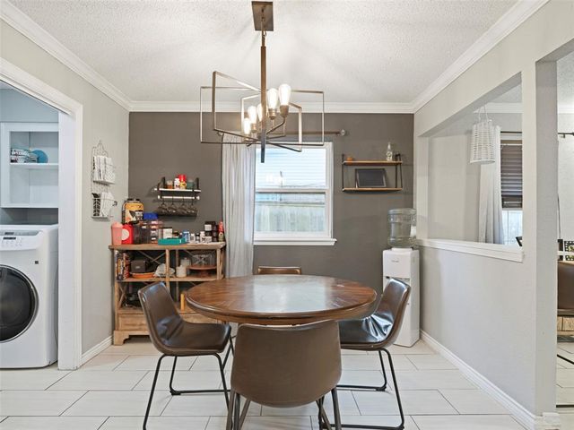 1032 SE 8th Street, Moore, OK 73160