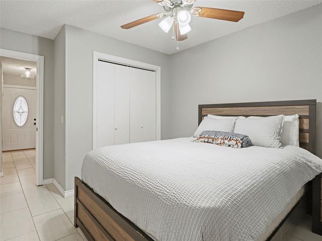 1032 SE 8th Street, Moore, OK 73160