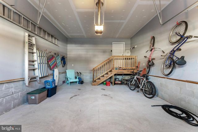 305 142ND ST, Ocean City, MD 21842