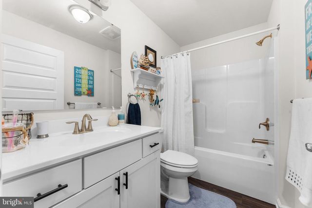 305 142ND ST, Ocean City, MD 21842