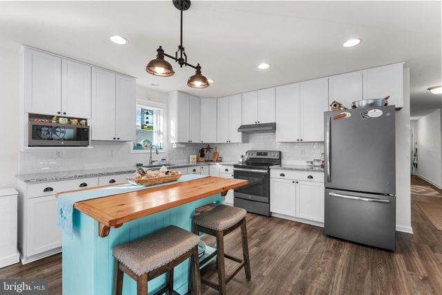 305 142ND ST, Ocean City, MD 21842