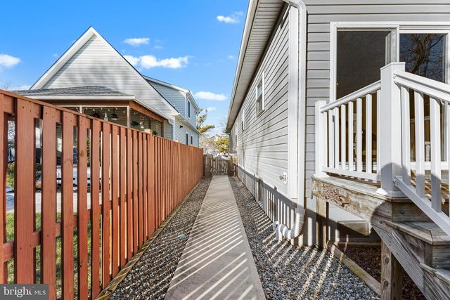 305 142ND ST, Ocean City, MD 21842