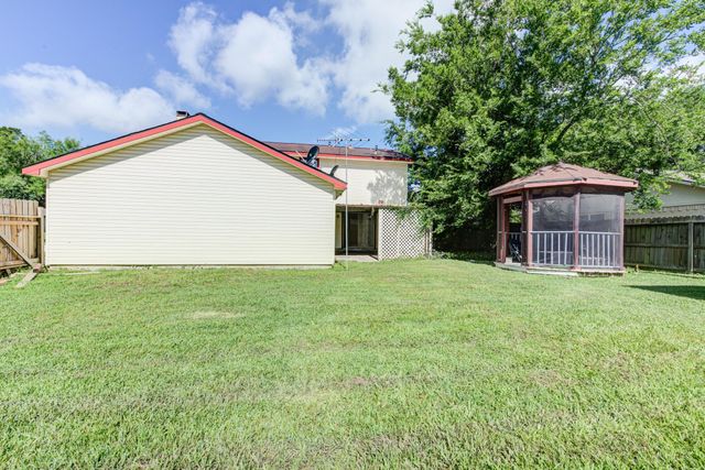 15902 Timber Valley Drive, Houston, TX 77070