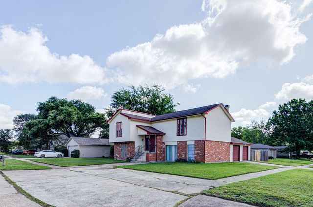 15902 Timber Valley Drive, Houston, TX 77070