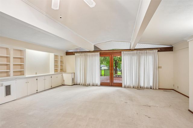 1204 Locust Street, Adel, IA 50003