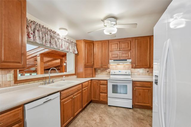 1204 Locust Street, Adel, IA 50003