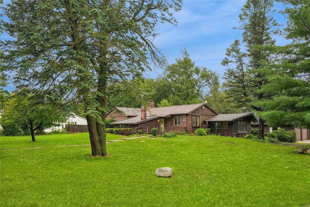 1204 Locust Street, Adel, IA 50003