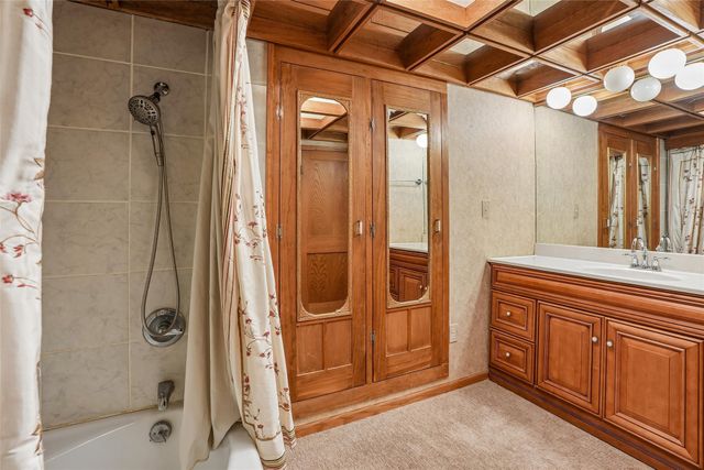 1204 Locust Street, Adel, IA 50003