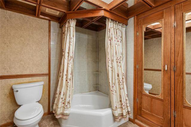 1204 Locust Street, Adel, IA 50003