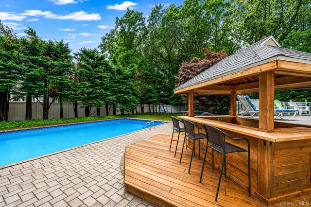 8 Old Orchard Court, Rocky Point, NY 11778