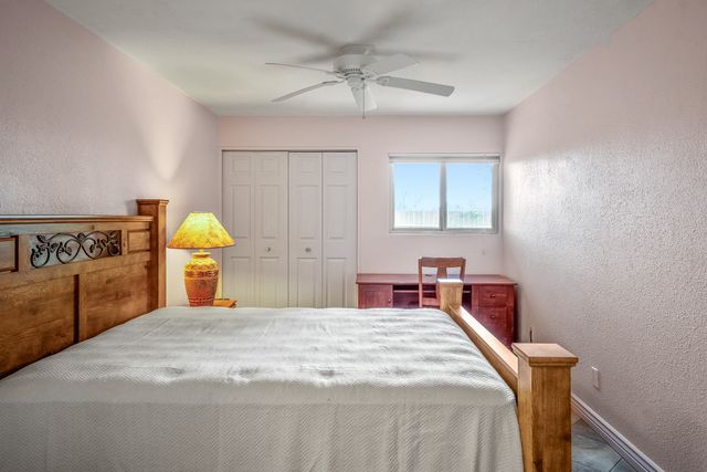 149 Calle Ojo Feliz B, Santa Fe, NM 87505