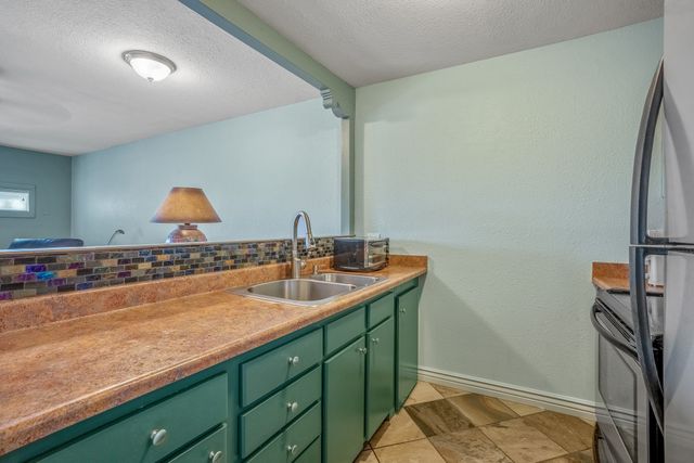 149 Calle Ojo Feliz B, Santa Fe, NM 87505