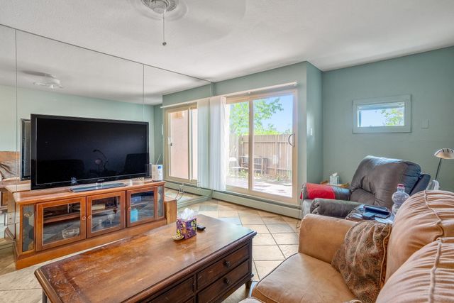 149 Calle Ojo Feliz B, Santa Fe, NM 87505