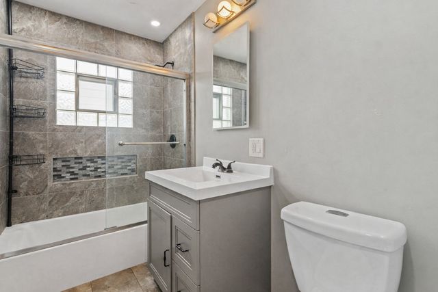 720 Blackhawk Drive, University Park, IL 60484