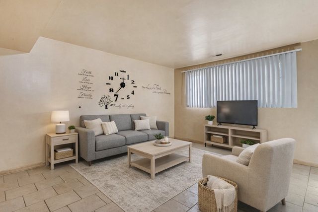 720 Blackhawk Drive, University Park, IL 60484