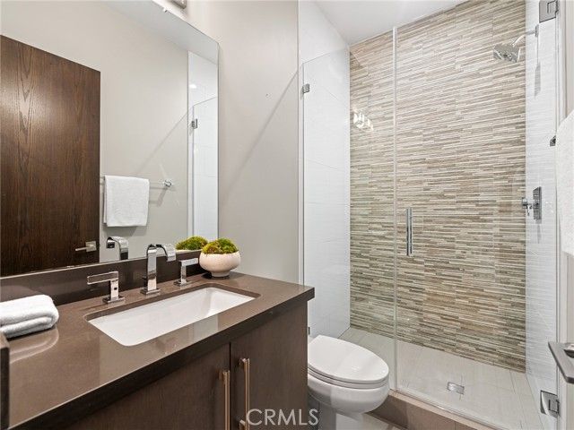 320 35th Street, Manhattan Beach, CA 90266