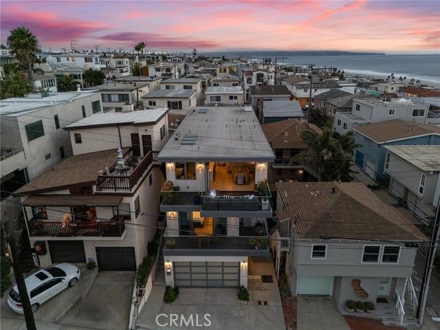 320 35th Street, Manhattan Beach, CA 90266