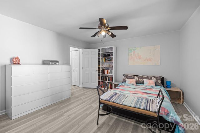 13914 Loch Loyal Drive, Charlotte, NC 28273