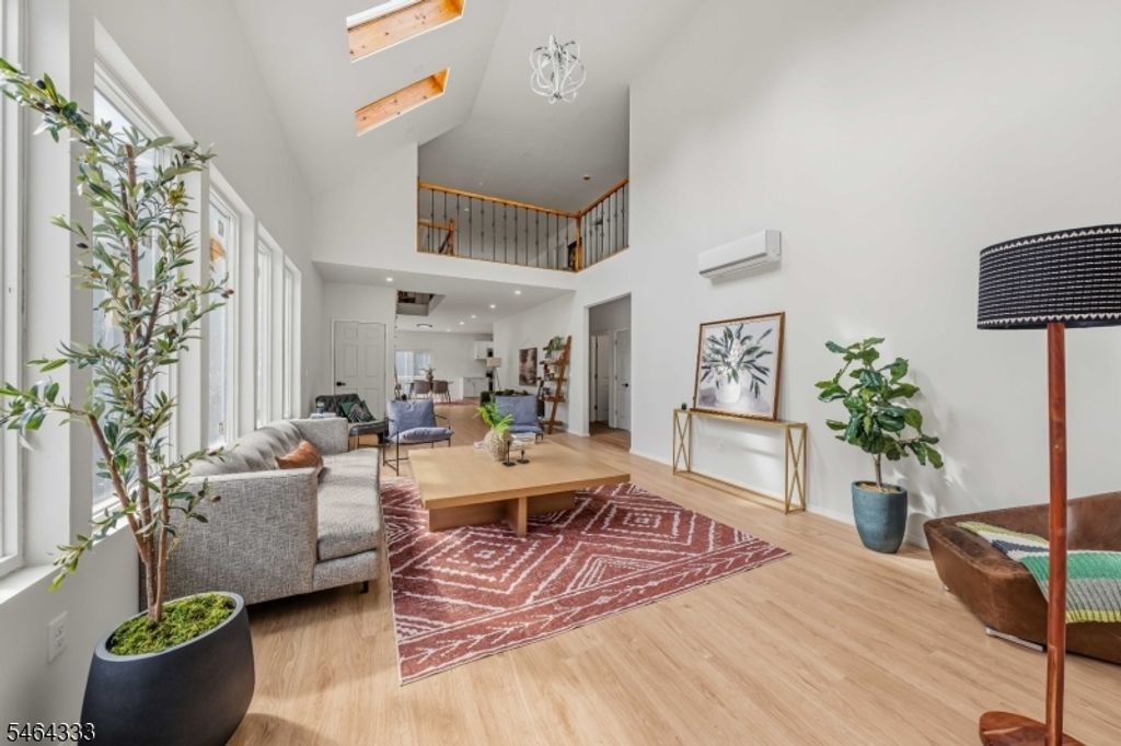 109 Monmouth Ave, Wayne Twp., NJ 07470 — photo 3