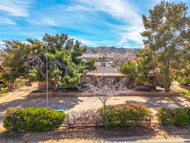 57885 El Dorado Drive, Yucca Valley, CA 92284