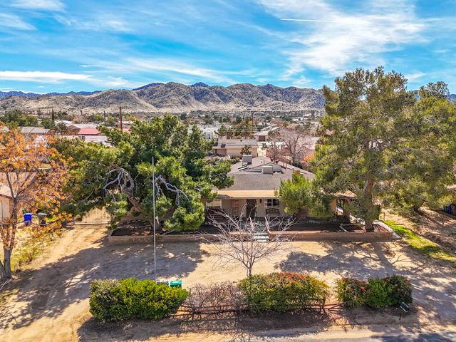 57885 El Dorado Drive, Yucca Valley, CA 92284