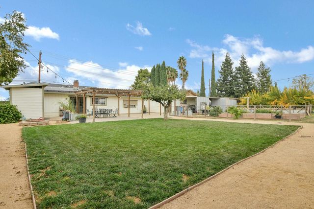 2661 Walnut Blvd, Brentwood, CA 94513