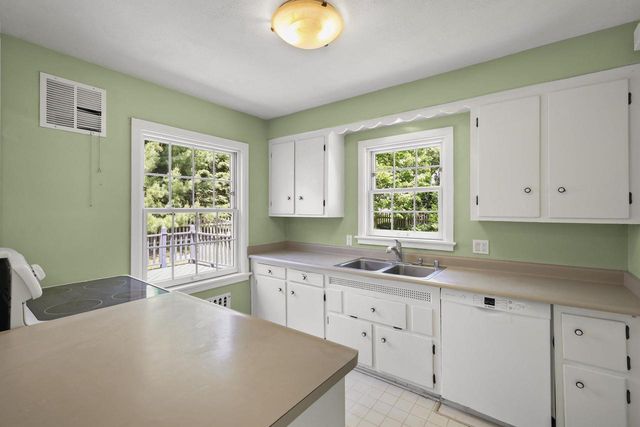 225 Westmorland Boulevard, Madison, WI 53705