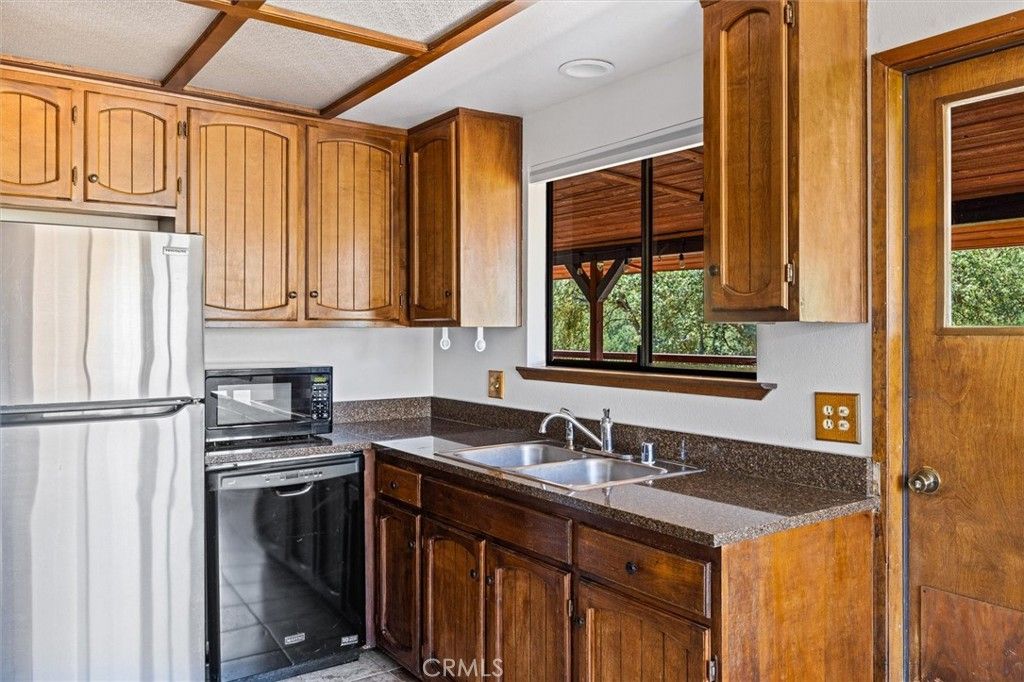 Image 14 of property listing at 5109 Bluebird Lane, Paso Robles, CA 93446