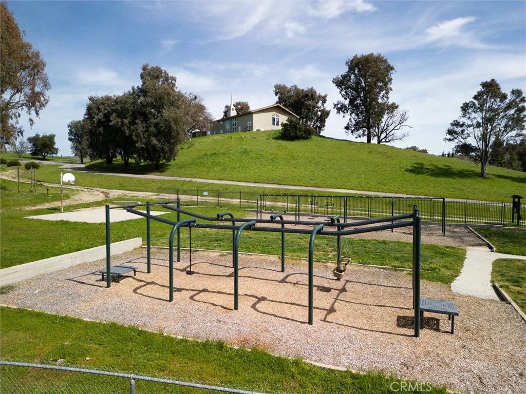 Image 35 of property listing at 5109 Bluebird Lane, Paso Robles, CA 93446