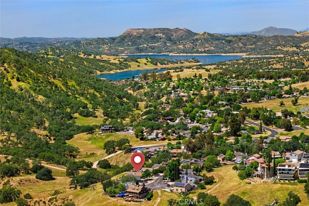 Image 5 of property listing at 5109 Bluebird Lane, Paso Robles, CA 93446