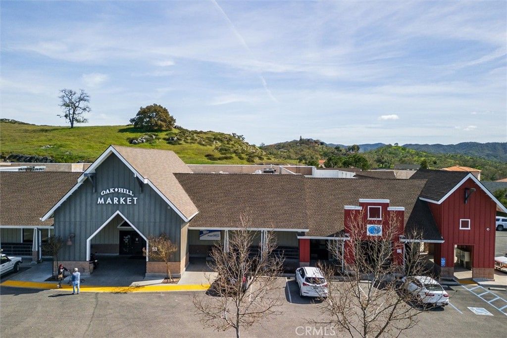 Image 60 of property listing at 5109 Bluebird Lane, Paso Robles, CA 93446