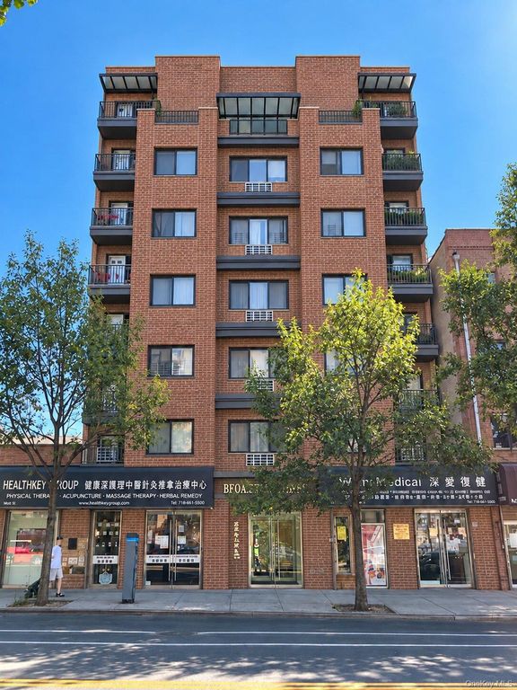 85-23 Broadway 2C, Elmhurst, NY 11373 — exterior
