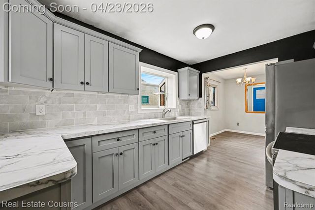 32224 Joy Road, Livonia, MI 48150