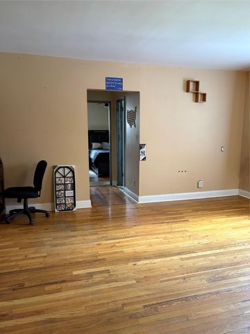 50 Davenport Avenue 1C, New Rochelle, NY 10805