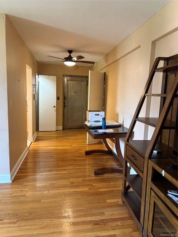 50 Davenport Avenue 1C, New Rochelle, NY 10805