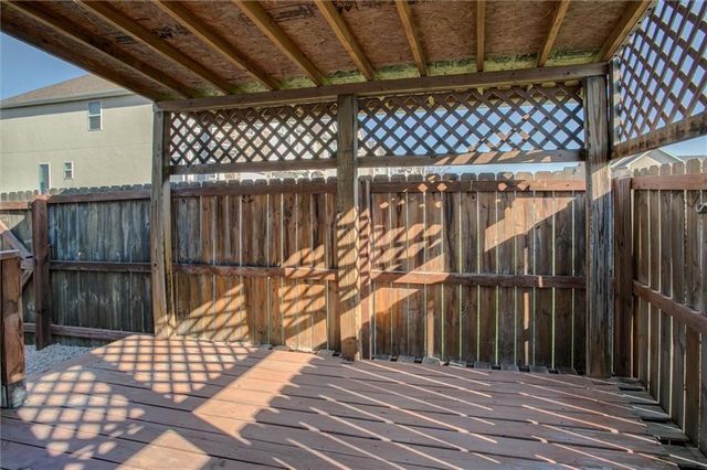 1618 Ridgeway Drive, Raymore, MO 64083