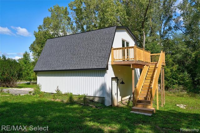 12111 Linden Road, Linden, MI 48451