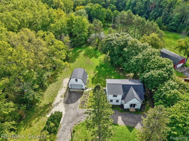 12111 Linden Road, Linden, MI 48451
