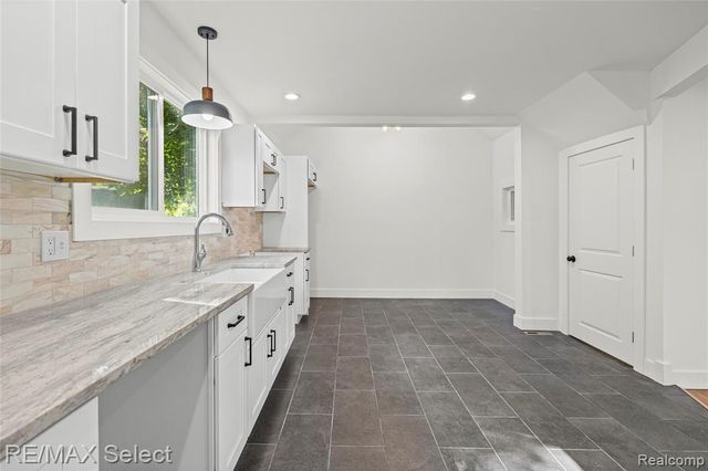 12111 Linden Road, Linden, MI 48451