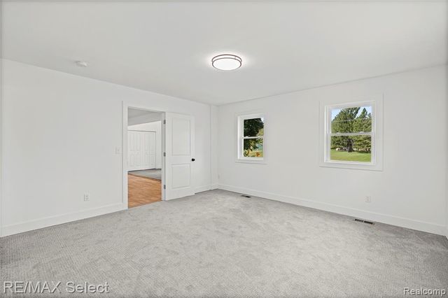 12111 Linden Road, Linden, MI 48451