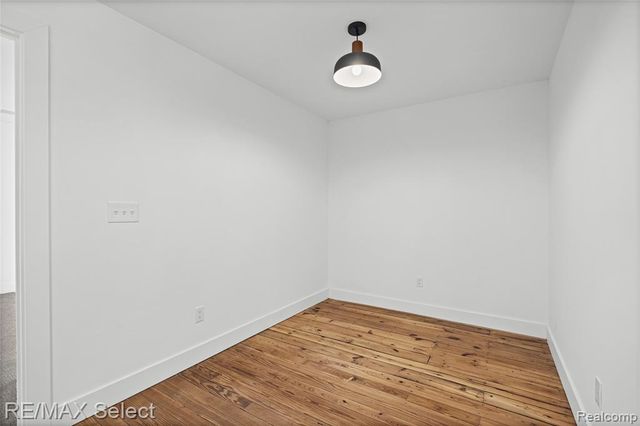 12111 Linden Road, Linden, MI 48451