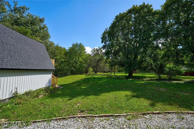 12111 Linden Road, Linden, MI 48451